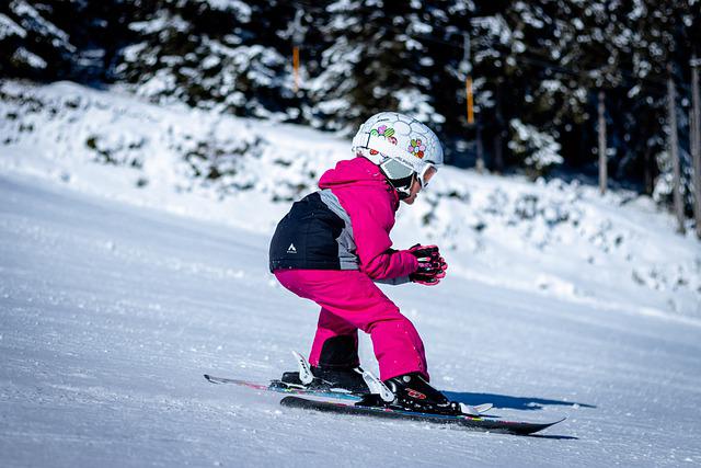 Découvrez les plaisirs de l’hiver à travers une colonie de vacances ski
